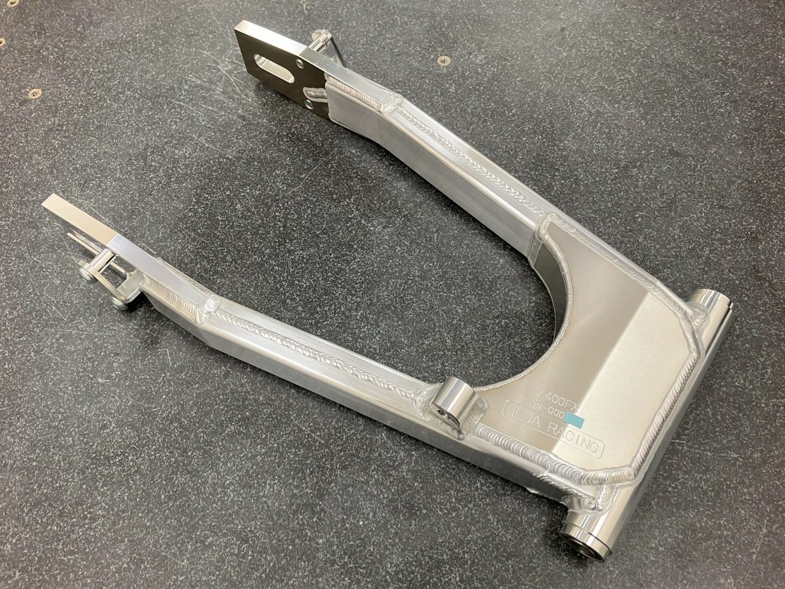 UEDA RACING | ウエダレーシング – バイクパーツ、オートバイ部品